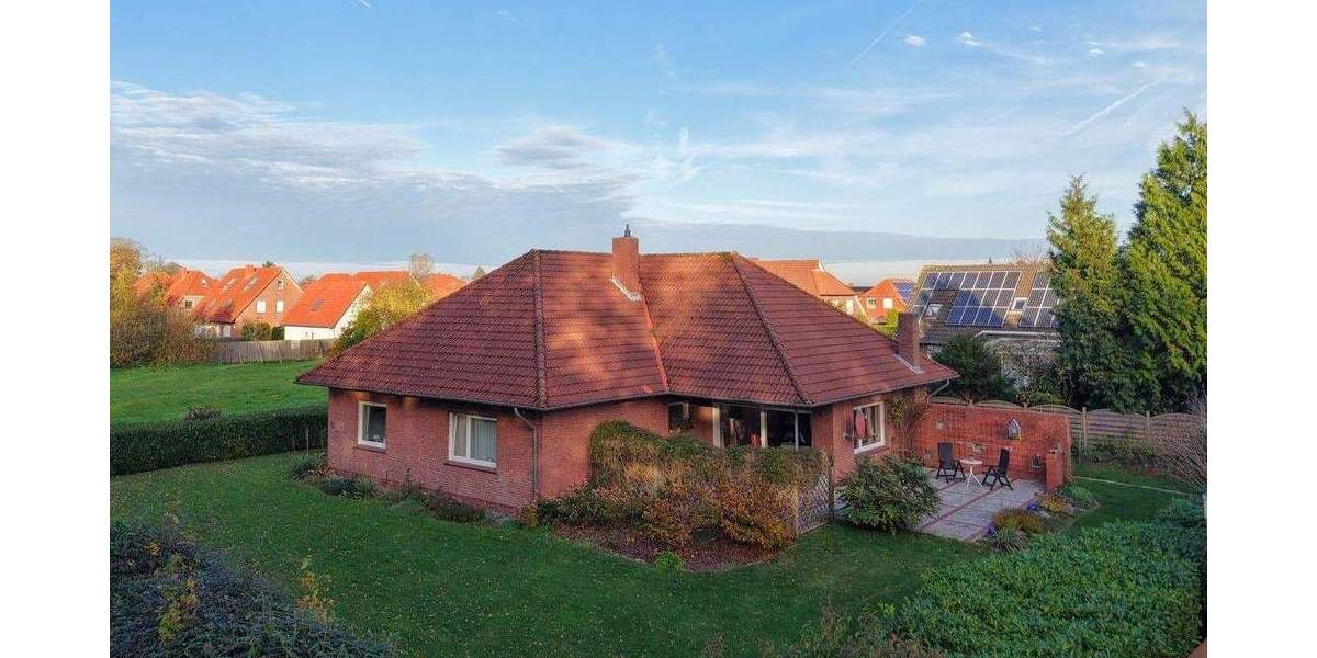 Bungalow Berumbur - 4 Zimmer, 135 m&sup2;, 295.000&euro; | Angebot:25736855