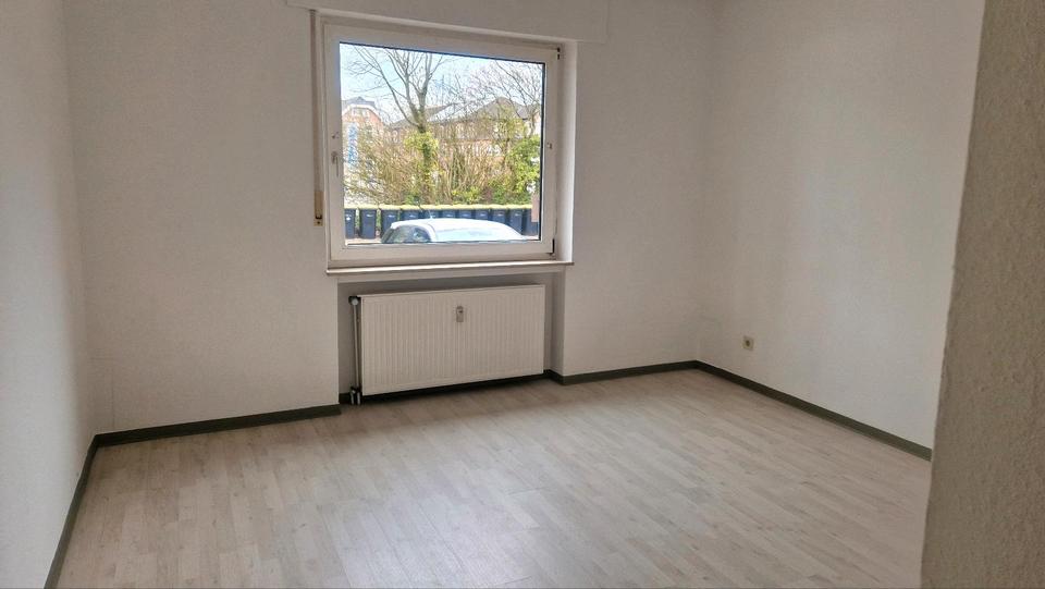 Erdgeschoßwohnung Aurich - 3 Zimmer, 73 m&sup2;, 800&euro; | Angebot:24840171