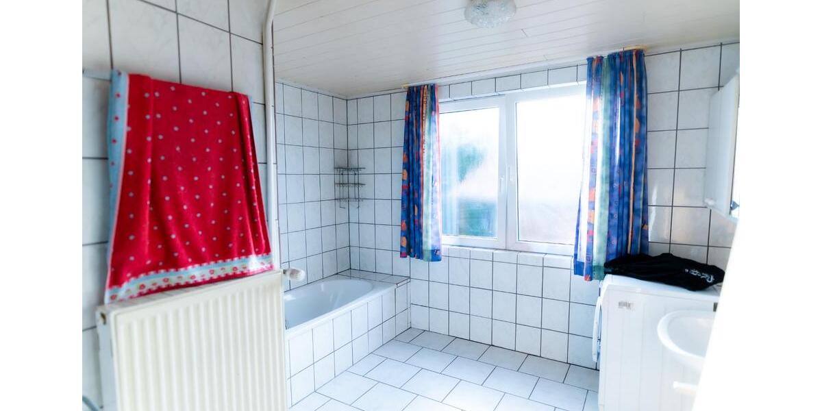 Einfamilienhaus Upgant-Schott Schott - 5 Zimmer, 140 m&sup2;, 189.000&euro; | Angebot:25161644