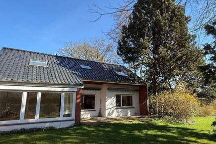 Haus Aurich Innenstadt - 5 Zimmer, 143 m&sup2;, 299.000&euro; | Angebot:25880084