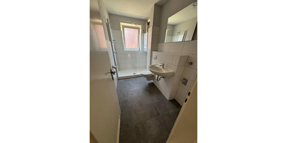 Etagenwohnung Emden Tholenswehr - 3 Zimmer, 71 m&sup2;, 730&euro; | Angebot:25882544