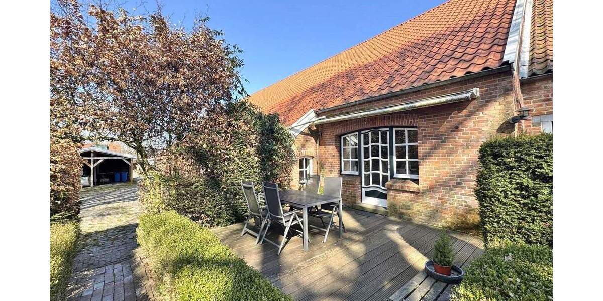 Bauernhaus, Landhaus Hage - 9 Zimmer, 265 m&sup2;, 669.000&euro; | Angebot:25689859