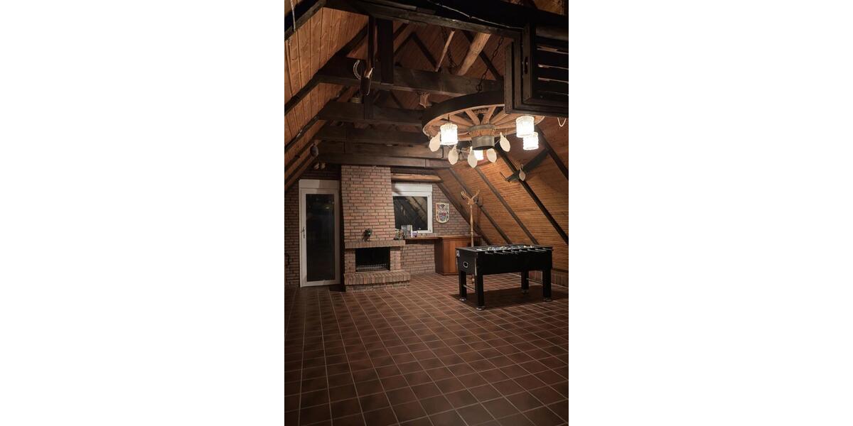 Einfamilienhaus Ihlow - 6 Zimmer, 241 m&sup2;, 390.000&euro; | Angebot:25926252