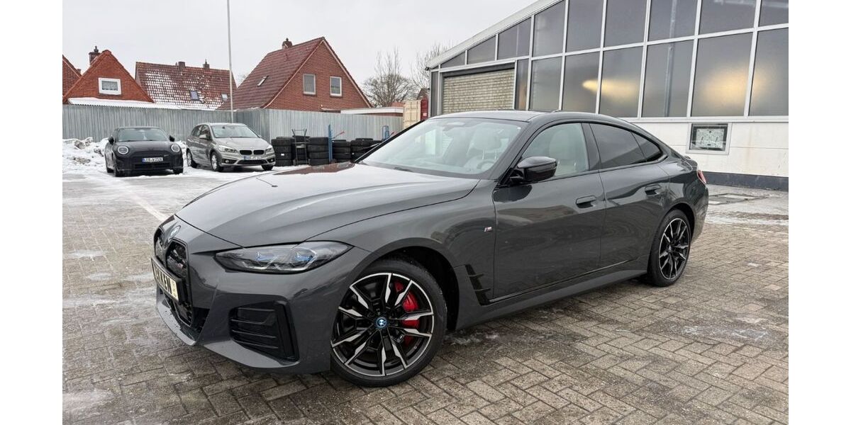 BMW i4 37.813 km 46.990 &euro; Norden 26506