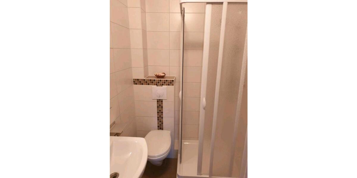 Dachgeschoßwohnung Emden - 2 Zimmer, 40 m&sup2;, 600&euro; | Angebot:25840769