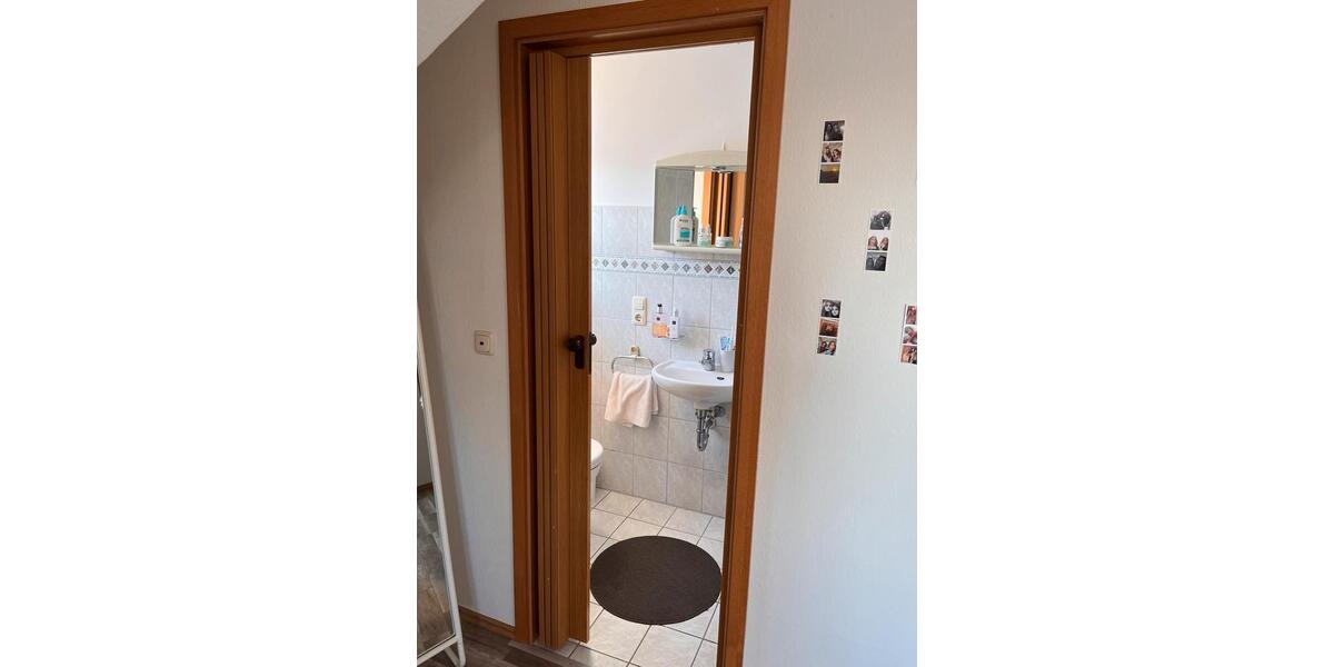 Etagenwohnung Aurich Egels und Wallinghausen - 5 Zimmer, 95 m&sup2;, 650&euro; | Angebot:25948848