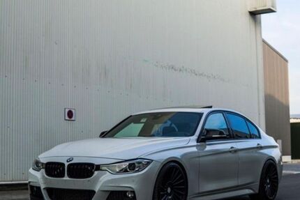 BMW 330 260.000 km 13.750 &euro; Bunde 26831