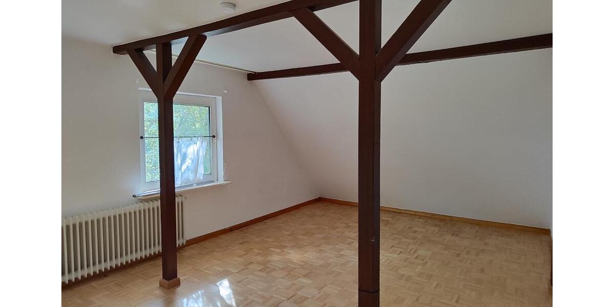 Dachgeschoßwohnung Hesel - 2 Zimmer, 80 m&sup2;, 650&euro; | Angebot:26544638