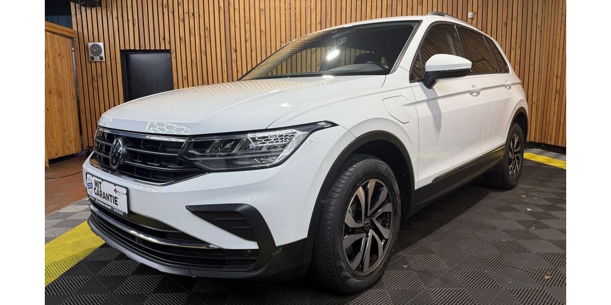 VW Tiguan 79.076 km 25.850 &euro; Leer 26789