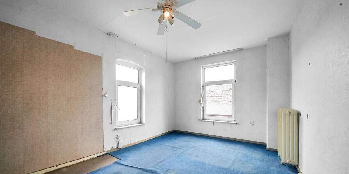 Mehrfamilienhaus, Wohnhaus Krummhörn Pewsum - 7 Zimmer, 192 m&sup2;, 145.000&euro; | Angebot:25743975