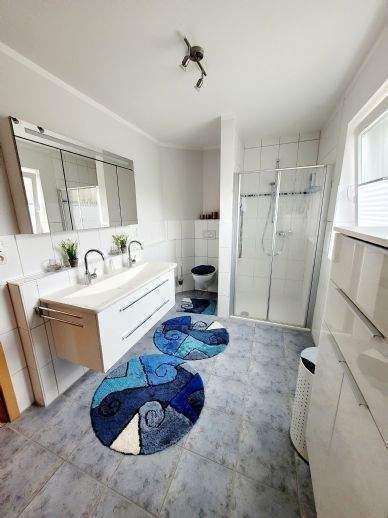 Mehrfamilienhaus, Wohnhaus Norden - 4 Zimmer, 130 m&sup2;, 495.000&euro; | Angebot:25780365