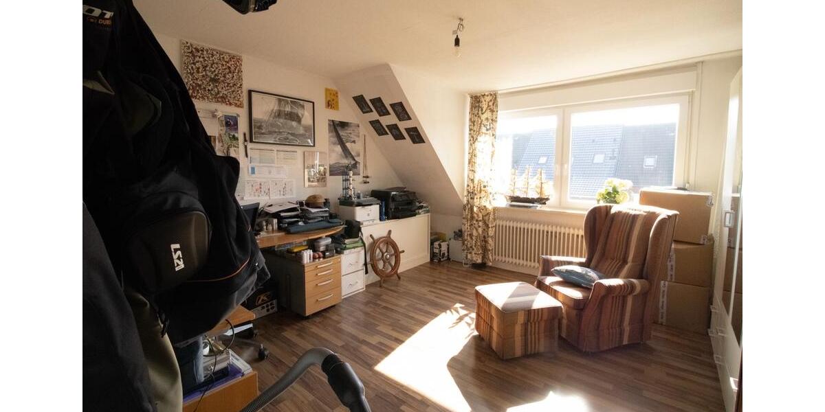 Reihenhaus Emden - 4 Zimmer, 180 m&sup2;, 245.000&euro; | Angebot:25801727