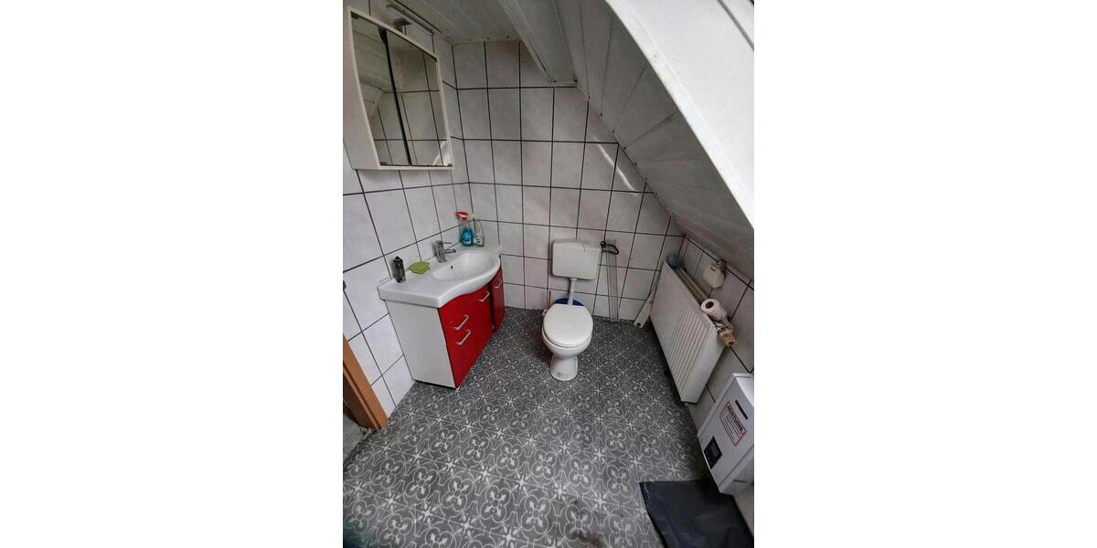 Dachgeschoßwohnung Emden Tholenswehr - 2 Zimmer, 65 m&sup2;, 488&euro; | Angebot:26663747