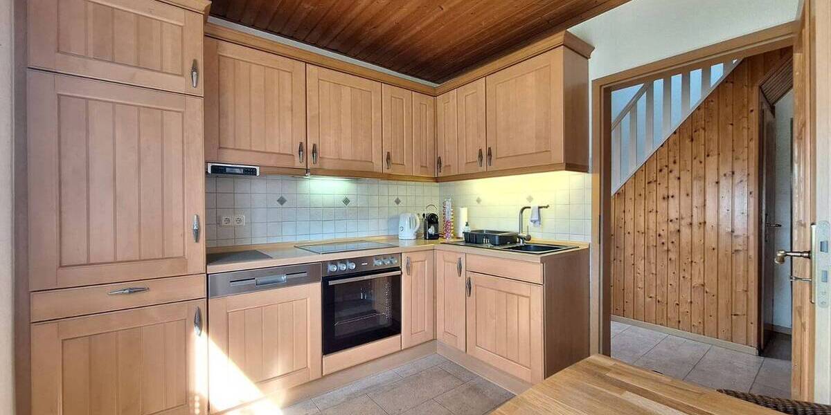 Mehrfamilienhaus, Wohnhaus Weener - 5 Zimmer, 133 m&sup2;, 195.000&euro; | Angebot:26118098