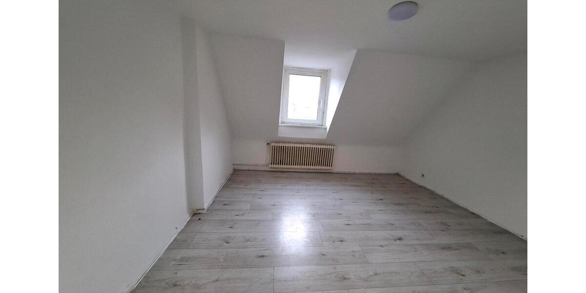 Etagenwohnung Emden - 3 Zimmer, 70 m&sup2;, 450&euro; | Angebot:27571942