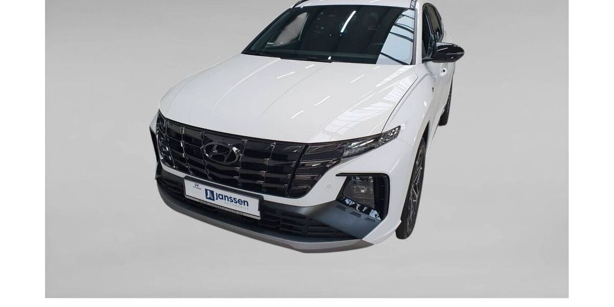 Hyundai TUCSON 13.869 km 40.990 &euro; Aurich 26605