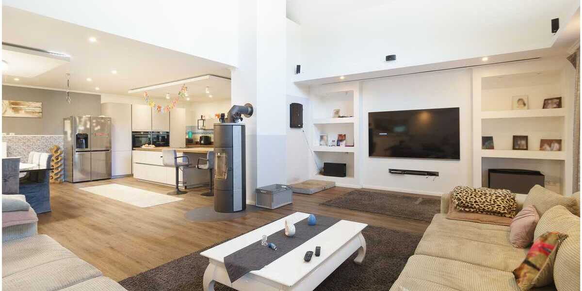 ***Modernes Anwesen - Haus mit Einliegerwohnung auf ca. 4.900 m² Grundstück mit Teich in Flachsmeer*** - Einfamilienhaus Westoverledingen | Angebot:23273632