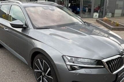 Skoda Superb 20.300 km 30.920 &euro; Leer 26789