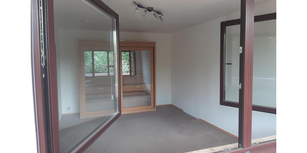 Etagenwohnung Emden - 2 Zimmer, 67 m&sup2;, 680&euro; | Angebot:26049503