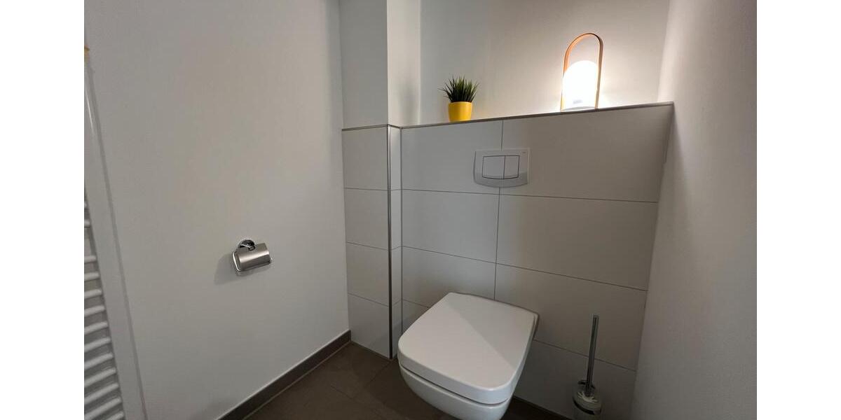Hochparterre Emden - 2 Zimmer, 62 m&sup2;, 605&euro; | Angebot:26691614