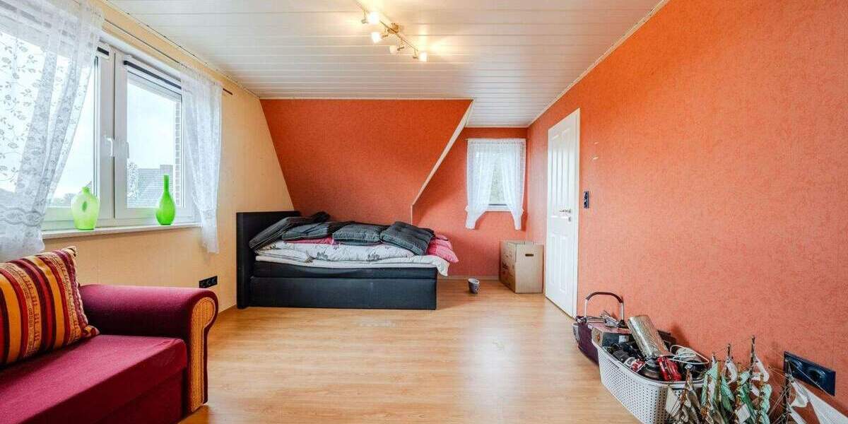 Einfamilienhaus Emden Widdelswehr/Jarßum - 5 Zimmer, 139 m&sup2;, 269.000&euro; | Angebot:25836519
