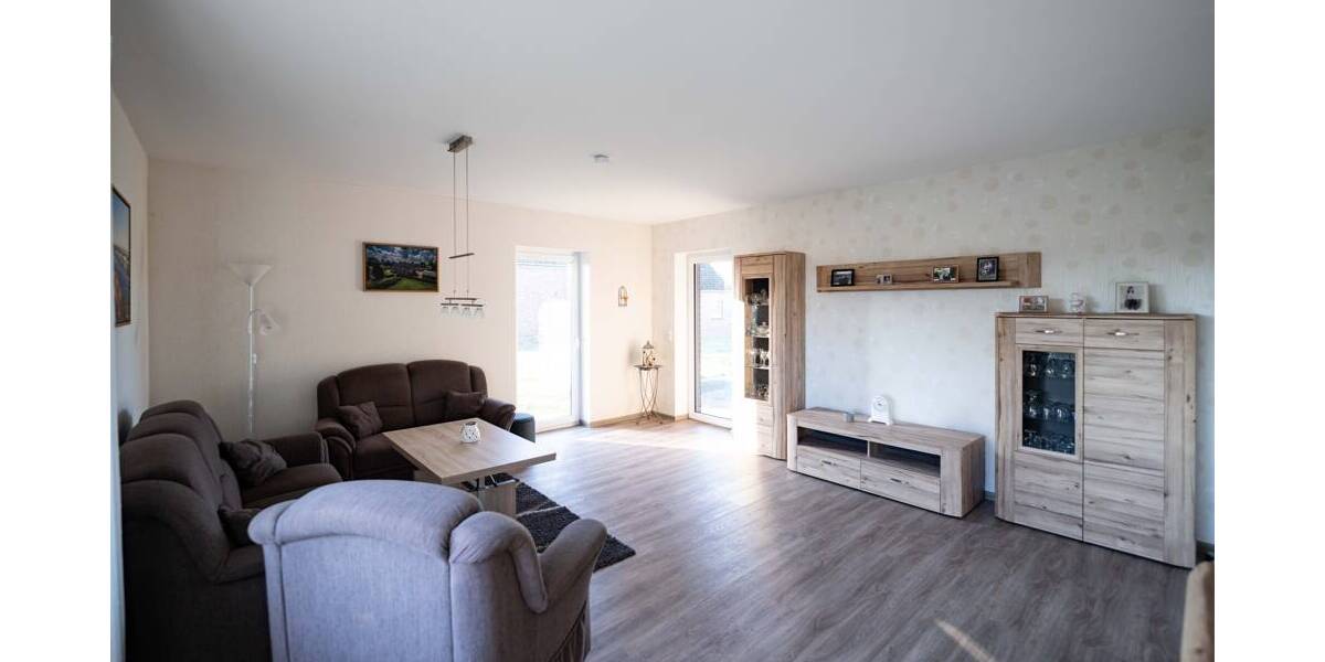 Einfamilienhaus Aurich Wallinghausen - 3 Zimmer, 106 m&sup2;, 369.000&euro; | Angebot:26015577