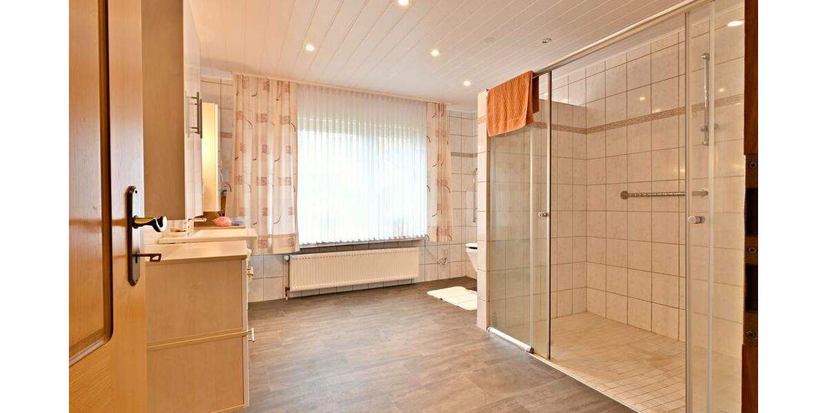 Einfamilienhaus Moormerland / Oldersum Oldersum - 5 Zimmer, 193 m&sup2;, 279.000&euro; | Angebot:25742047