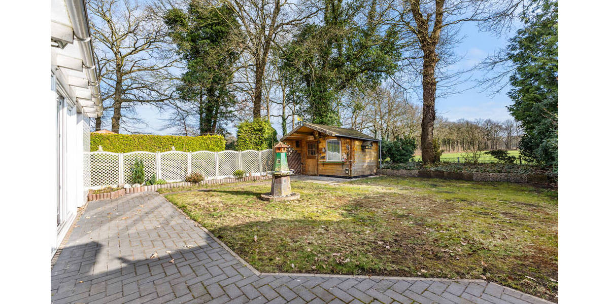 Reihenmittelhaus Aurich Innenstadt - 4 Zimmer, 98 m&sup2;, 150.000&euro; | Angebot:26105544