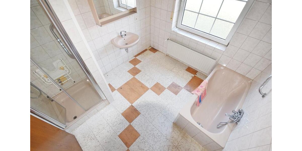 Einfamilienhaus Aurich Georgsfeld und Tannenhausen - 13 Zimmer, 400 m&sup2;, 475.000&euro; | Angebot:26816513