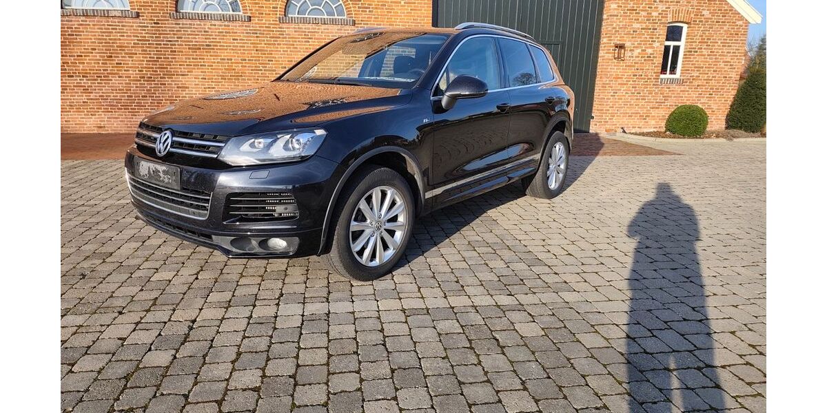 VW Touareg 229.890 km 15.999 &euro; Leer 26789