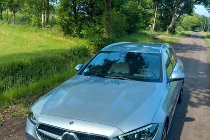 Mercedes-Benz 220 5.000 km 42.600 &euro; Westoverledingen 26810