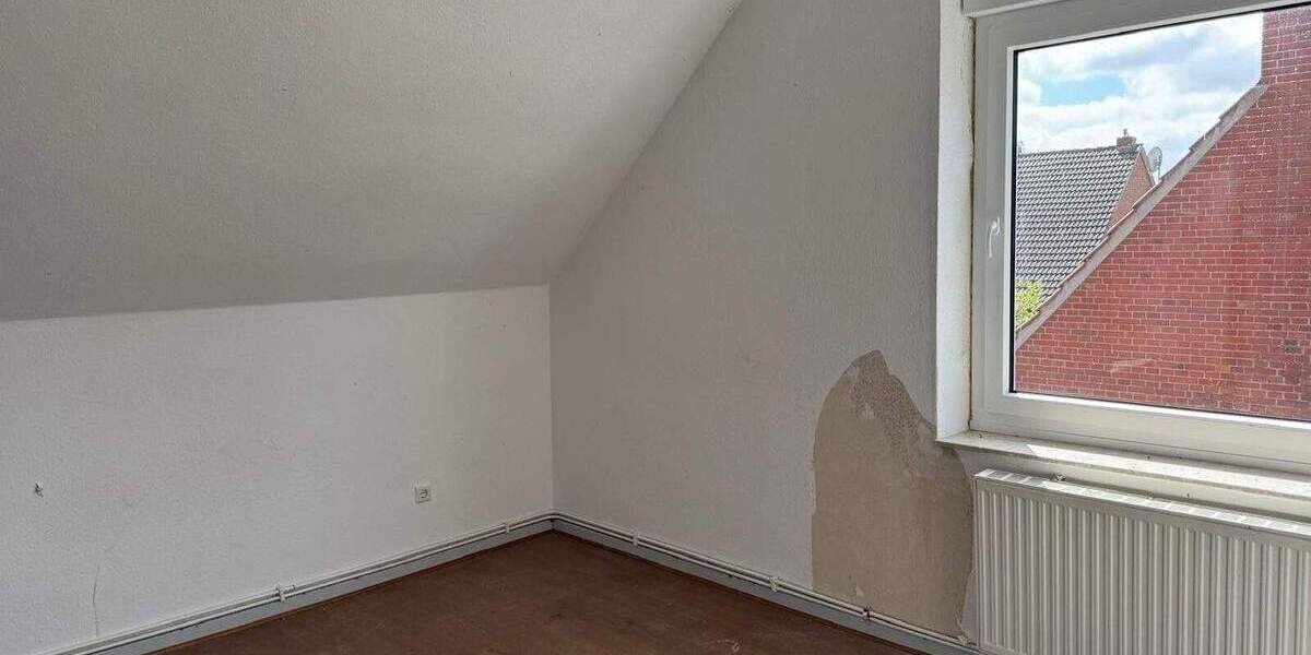 Mehrfamilienhaus, Wohnhaus Moormerland / Oldersum Oldersum - 7 Zimmer, 185 m&sup2;, 197.000&euro; | Angebot:25745398