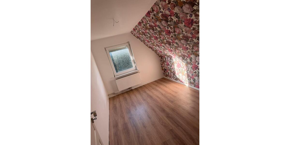 Einfamilienhaus Leer (Ostfriesland) - 5 Zimmer, 145 m&sup2;, 1.400&euro; | Angebot:25965618