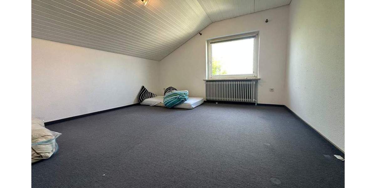 Einfamilienhaus Weener - 8 Zimmer, 208 m&sup2;, 348.000&euro; | Angebot:25737721