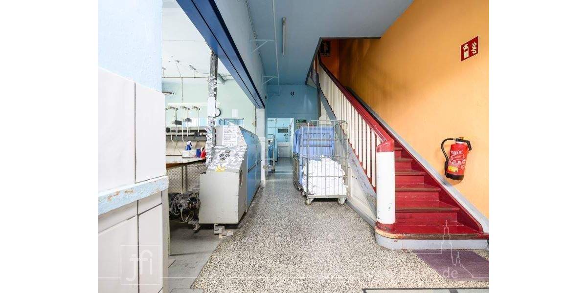 Mehrfamilienhaus, Wohnhaus Westoverledingen Ihrhove - 1 Zimmer, 480 m&sup2;, 149.500&euro; | Angebot:25747366