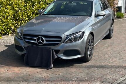 Mercedes-Benz 200 155.000 km 12.900 &euro; Weener 26826