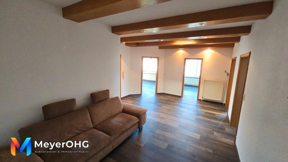 Dachgeschoßwohnung Jemgum - 5 Zimmer, 154 m&sup2;, 1.050&euro; | Angebot:26068363