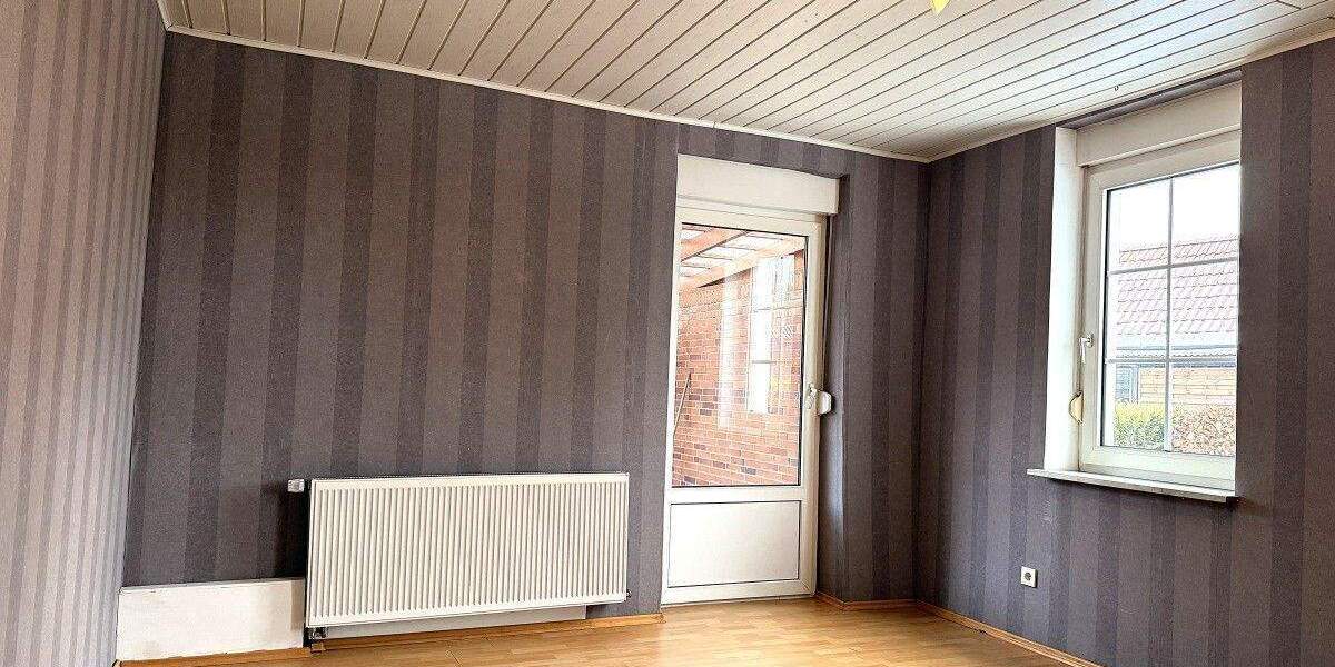 Einfamilienhaus Südbrookmerland-Wiegboldsbur Wiegboldsbur - 7 Zimmer, 265 m&sup2;, 269.000&euro; | Angebot:25742948