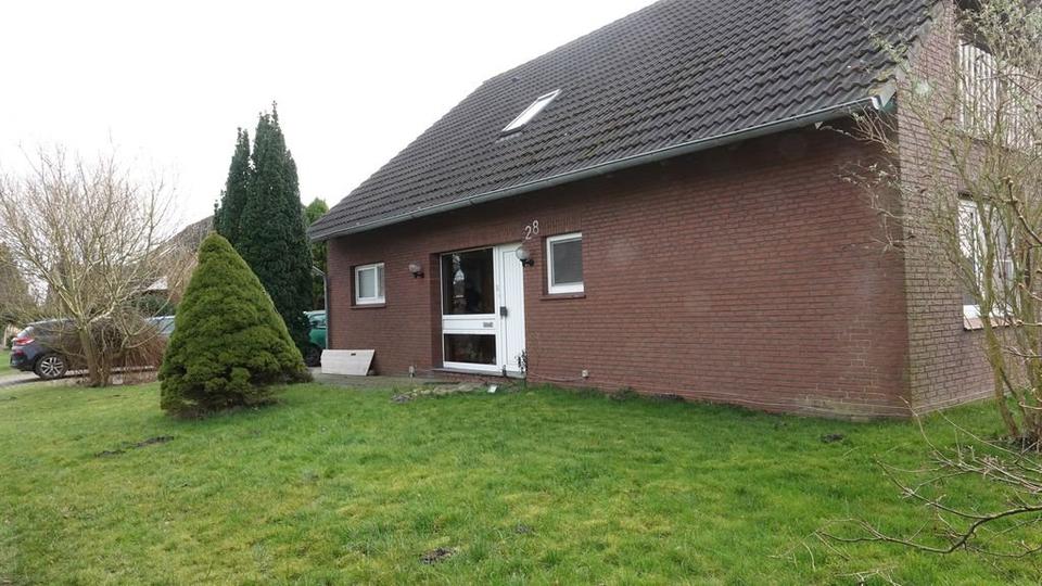 Einfamilienhaus Krummhörn - 10 Zimmer, 270 m&sup2;, 300.000&euro; | Angebot:26001973