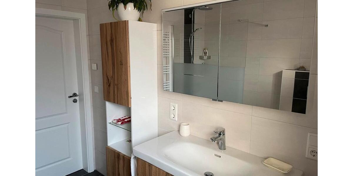 Etagenwohnung Leer (Ostfriesland) - 3 Zimmer, 85 m&sup2;, 800&euro; | Angebot:25944697