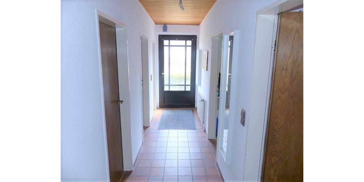 Erdgeschoßwohnung Bunde - 3 Zimmer, 99 m&sup2;, 830&euro; | Angebot:26619766