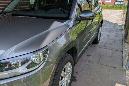 VW Tiguan 163.000 km 7.490 &euro; Neukamperfehn 26835