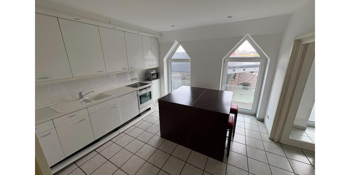 Maisonettenwohnung Emden - 3 Zimmer, 155 m&sup2;, 930&euro; | Angebot:24918998