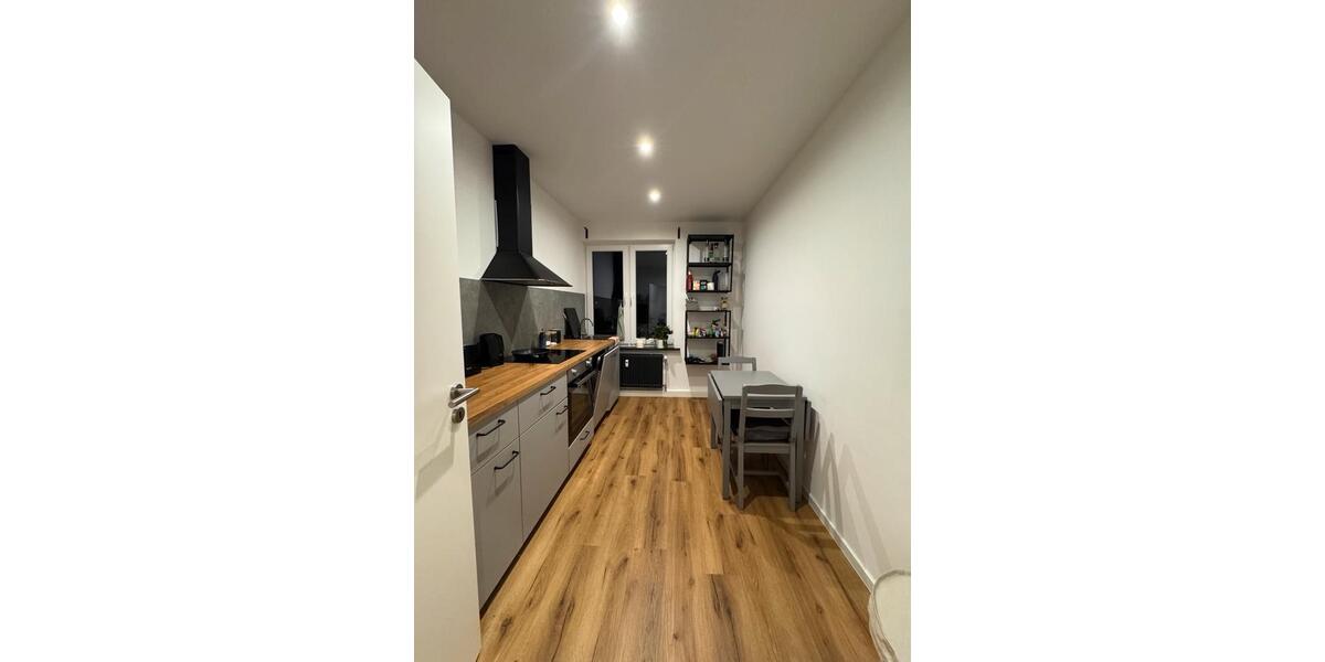 Etagenwohnung Emden - 2 Zimmer, 72 m&sup2;, 940&euro; | Angebot:25224400