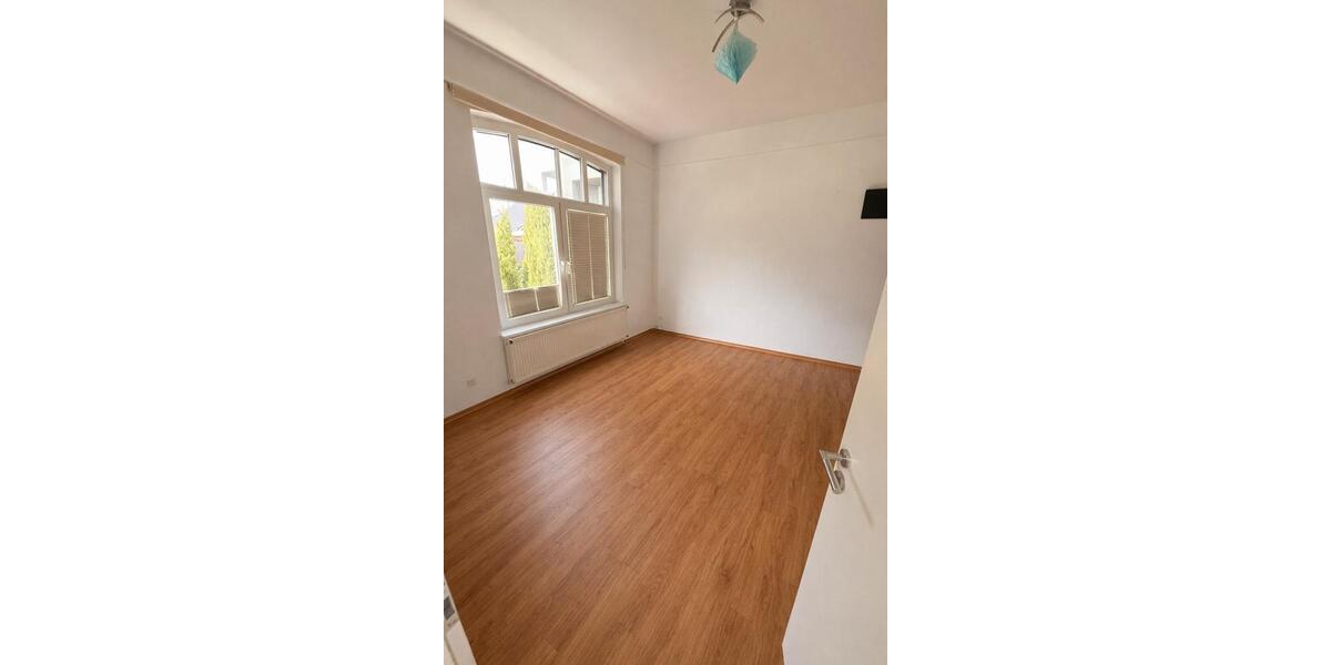 Erdgeschoßwohnung Leer (Ostfriesland) - 3.5 Zimmer, 108 m&sup2;, 710&euro; | Angebot:25940987