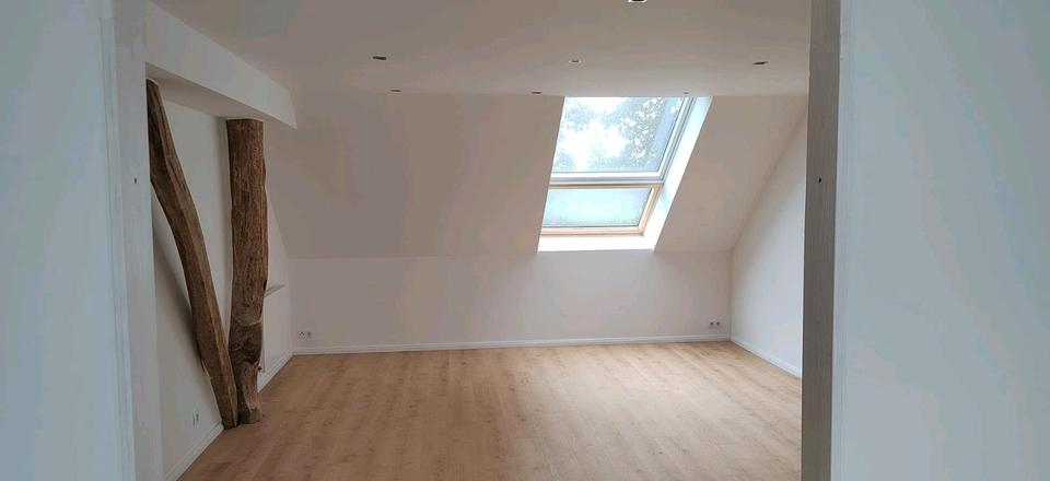 Etagenwohnung Norden - 4 Zimmer, 160 m&sup2;, 1.150&euro; | Angebot:24716986