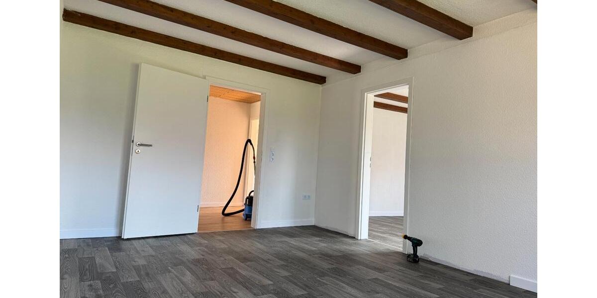 Erdgeschoßwohnung Südbrookmerland - 3 Zimmer, 94 m&sup2;, 1.300&euro; | Angebot:26523694