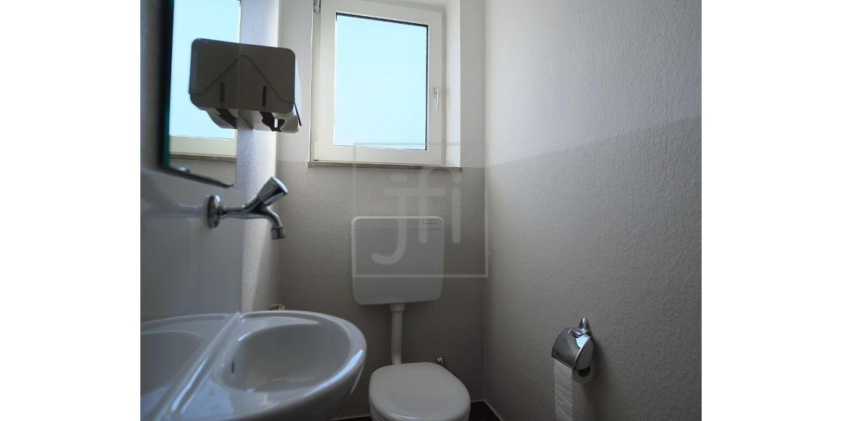 Gewerbeobjekt Leer (Ostfriesland) - 1.190&euro; | Angebot:24767036