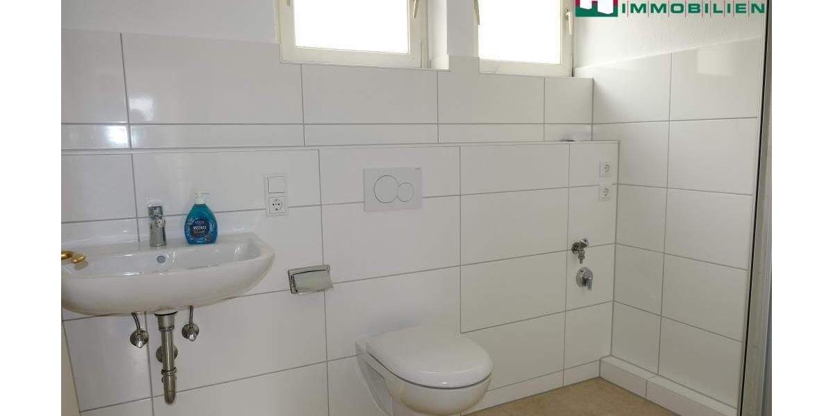 Etagenwohnung Emden Stadtzentrum - 2 Zimmer, 35 m&sup2;, 320&euro; | Angebot:25678784