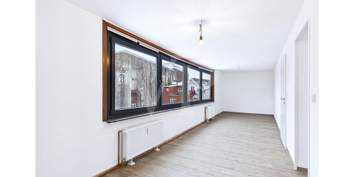 Etagenwohnung Emden - 5 Zimmer, 142 m&sup2;, 920&euro; | Angebot:25053327